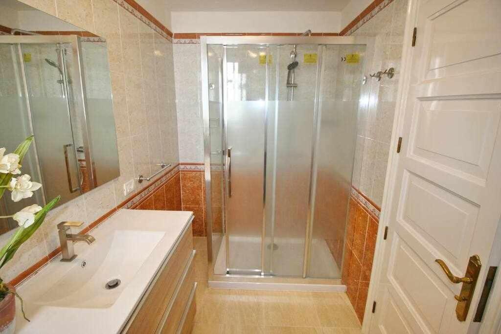Parque Santiago 1 Villa114 Tenerife Rental & Sales Playa de las Américas Eksteriør billede